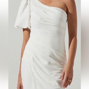ASTR Joelle One Shoulder Midi Dress - White